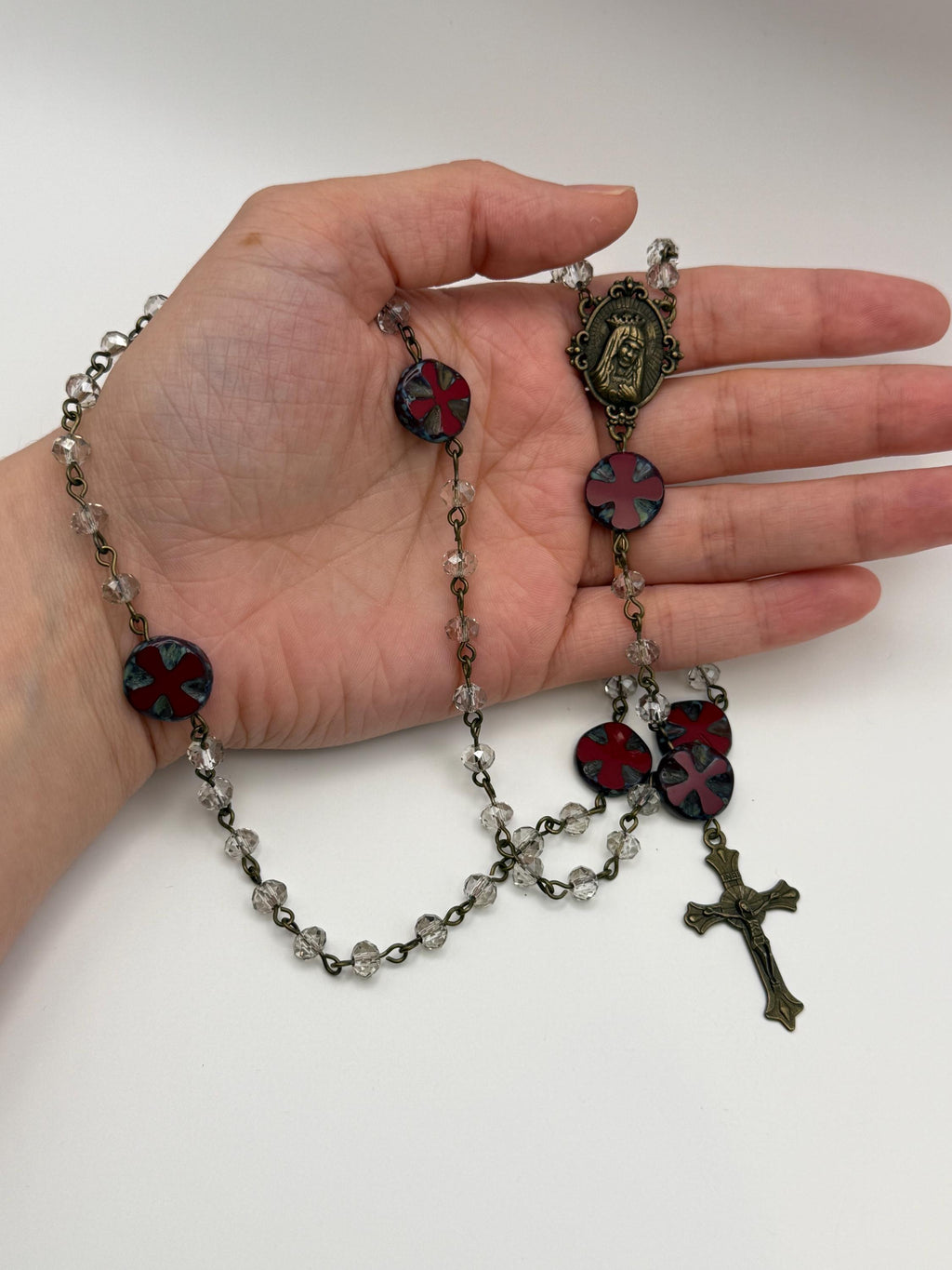 Queen of Heaven Crystal Rosary detail view