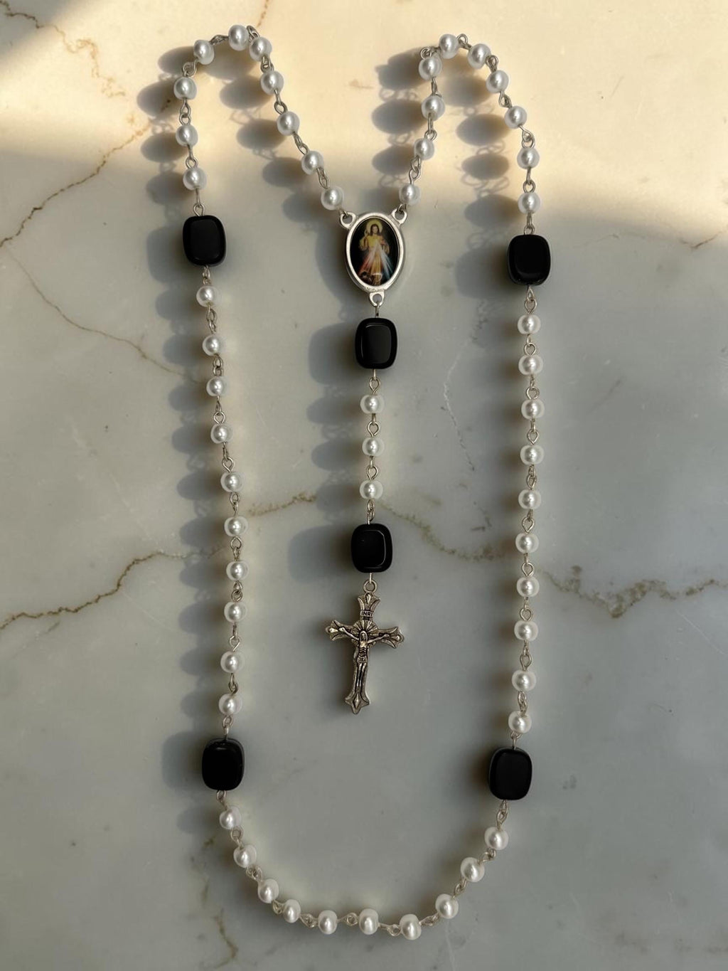 Divine Mercy pearl rosary alternate view