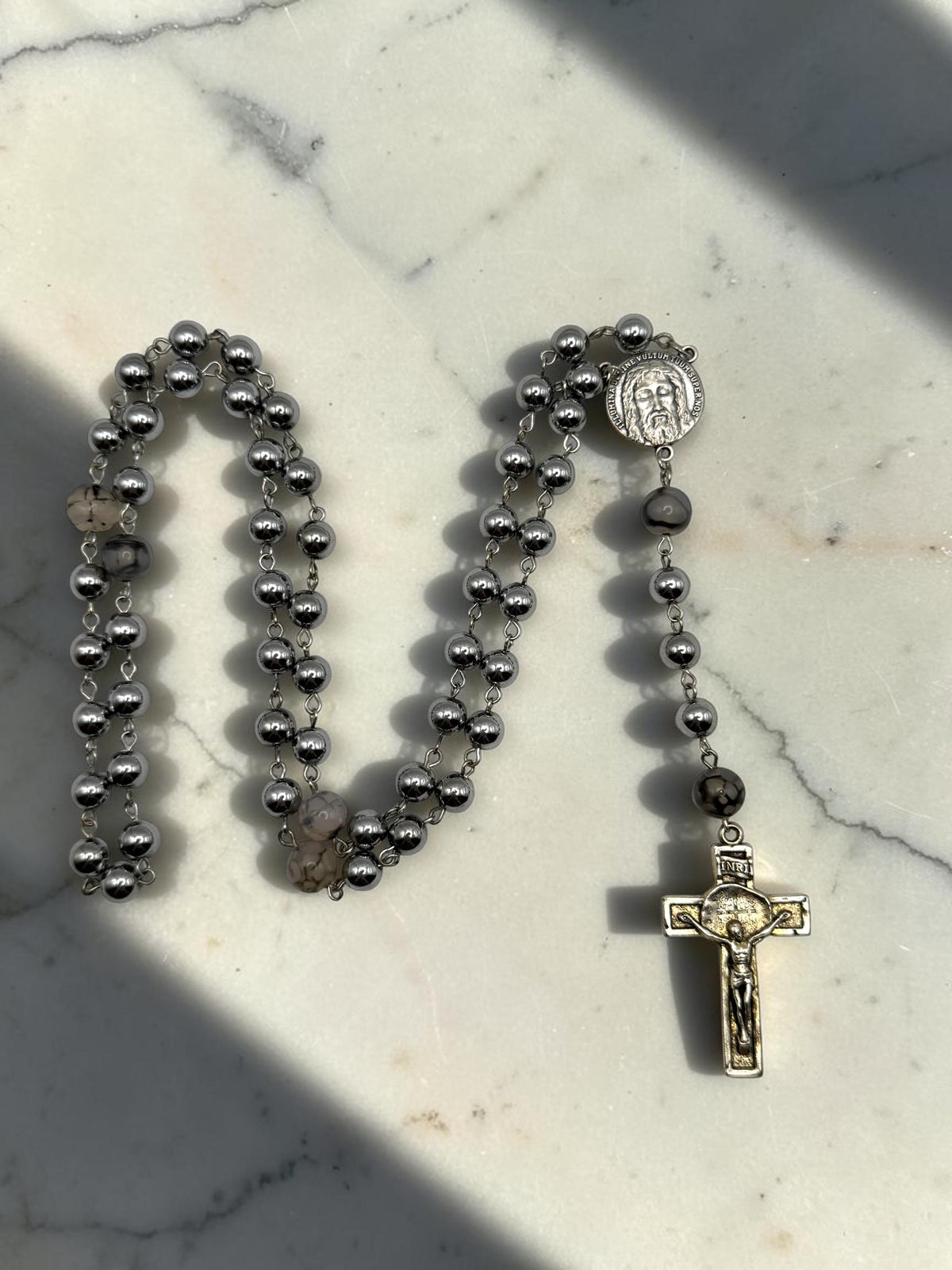 Holy Face Dragon Vein Agate Rosary detail view
