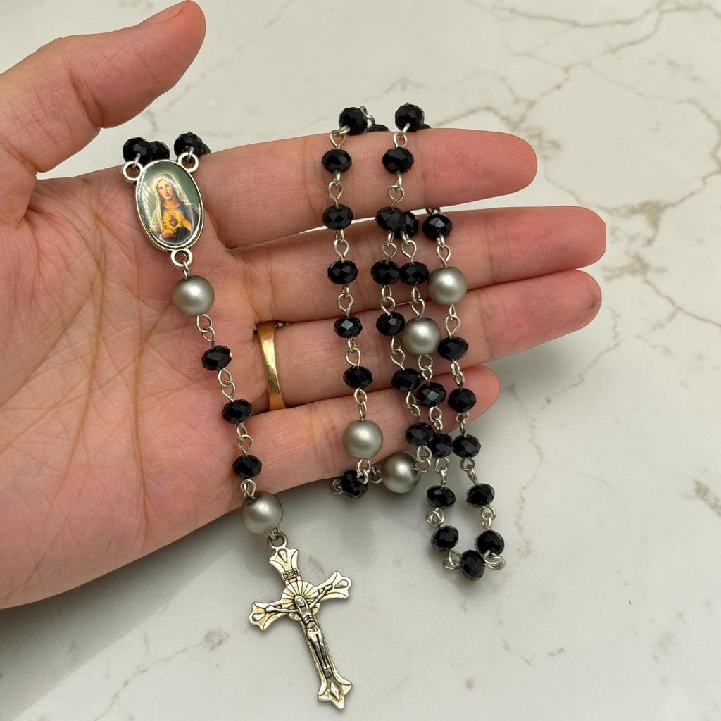 Black Crystal Immaculate Heart Rosary detail view