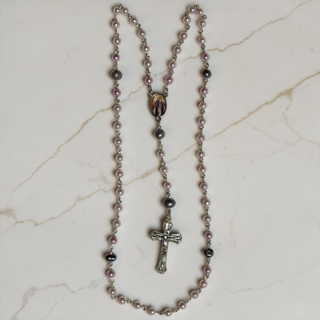 Lavender Pearl Miraculous Medal Rosary alternate view