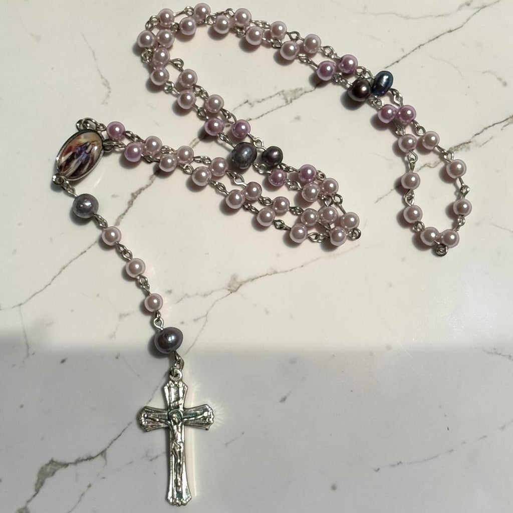 Lavender Pearl Miraculous Medal Rosary